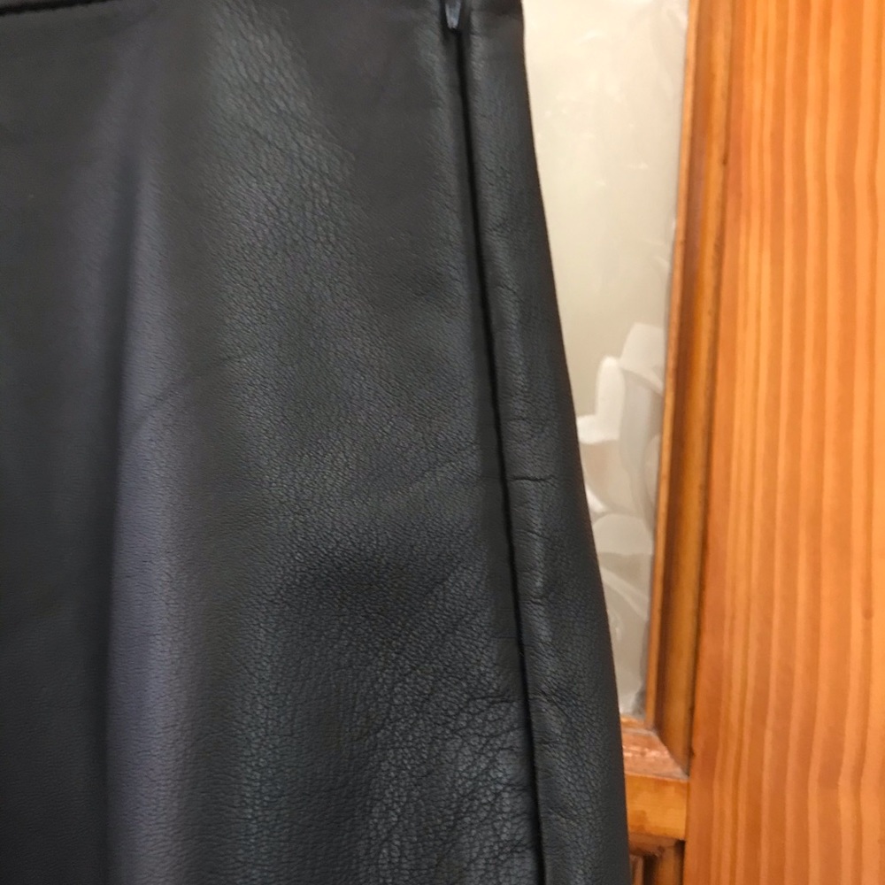 Joie Genuine Lamb leather skirt - Picture 3 of 9